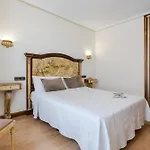 Rio Hotel